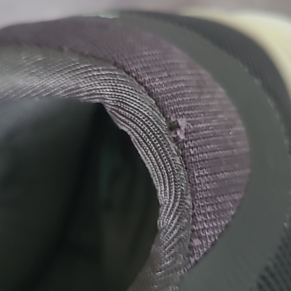 NEW BALANCE 711 V3 Cross Trainer - Picture 13 of 14